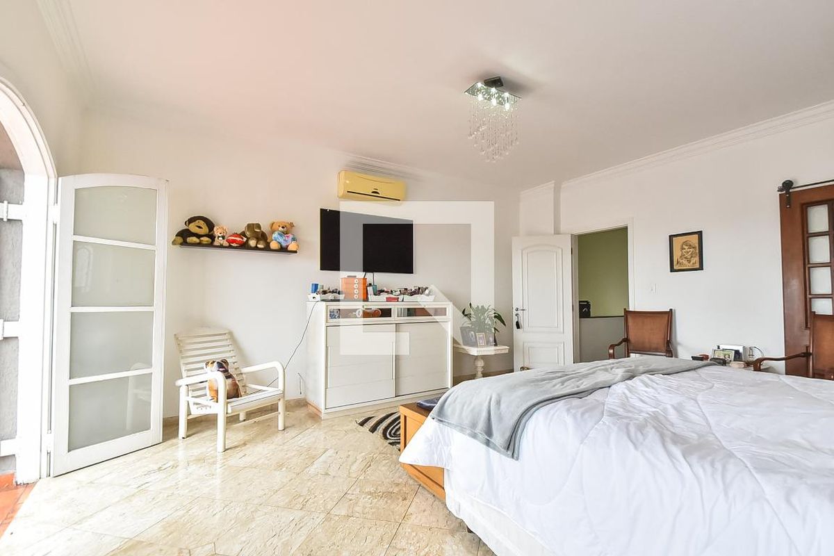 Casa, 3 quartos, 210 m² - Foto 33