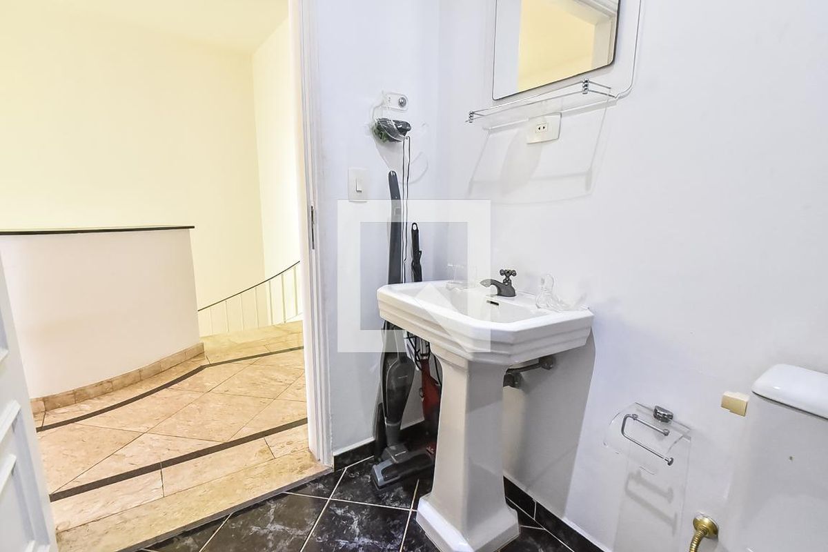 Casa, 3 quartos, 210 m² - Foto 50
