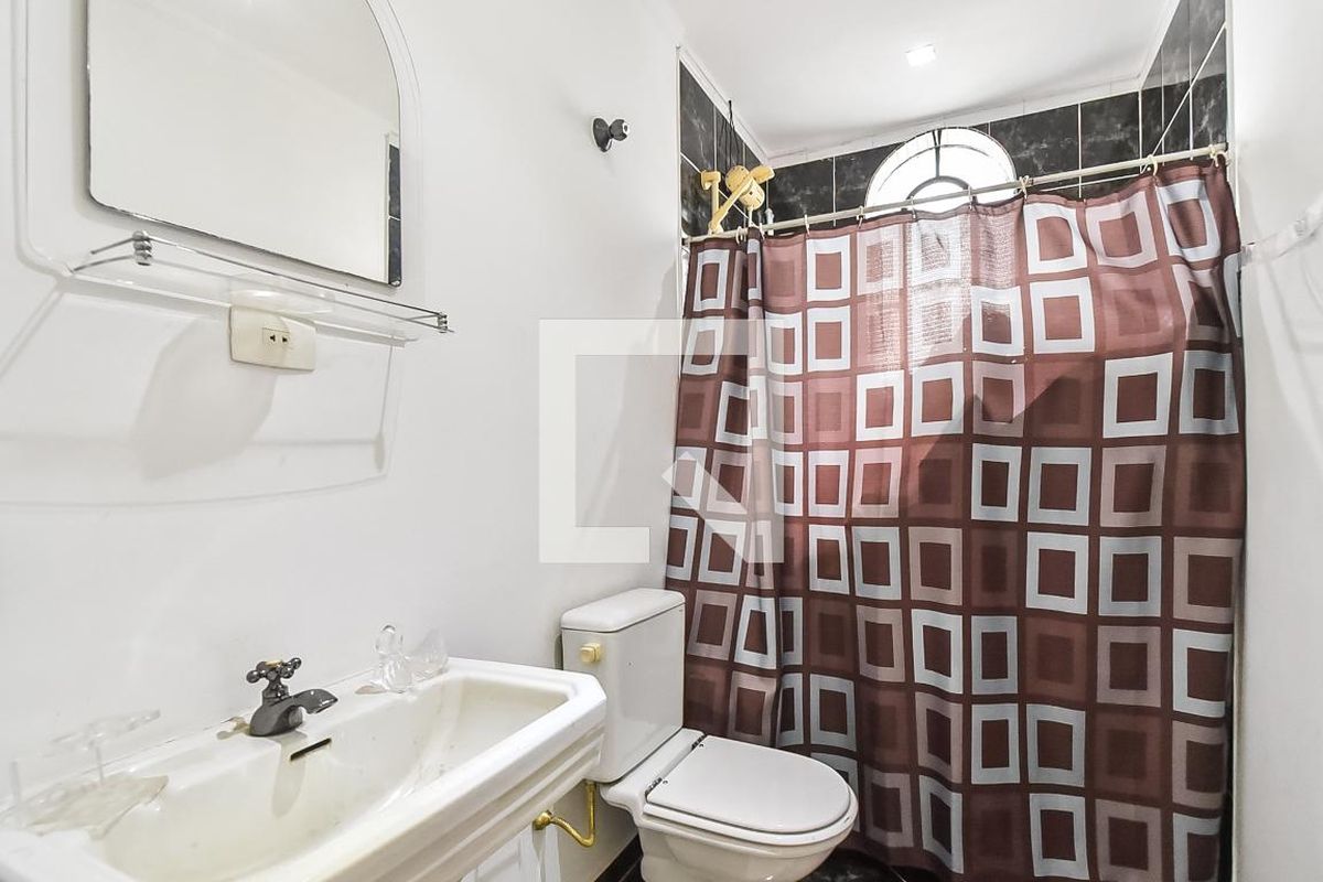 Casa, 3 quartos, 210 m² - Foto 48