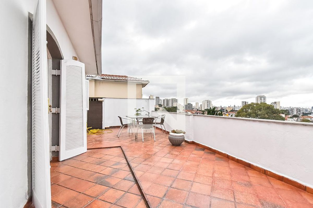 Casa, 3 quartos, 210 m² - Foto 35