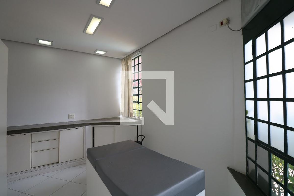 Casa, 3 quartos, 187 m² - Foto 32