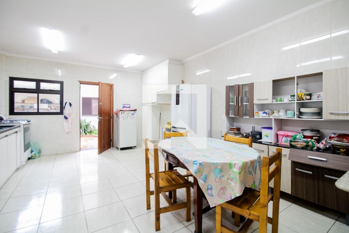 Casa, 4 quartos, 220 m² - Foto 80