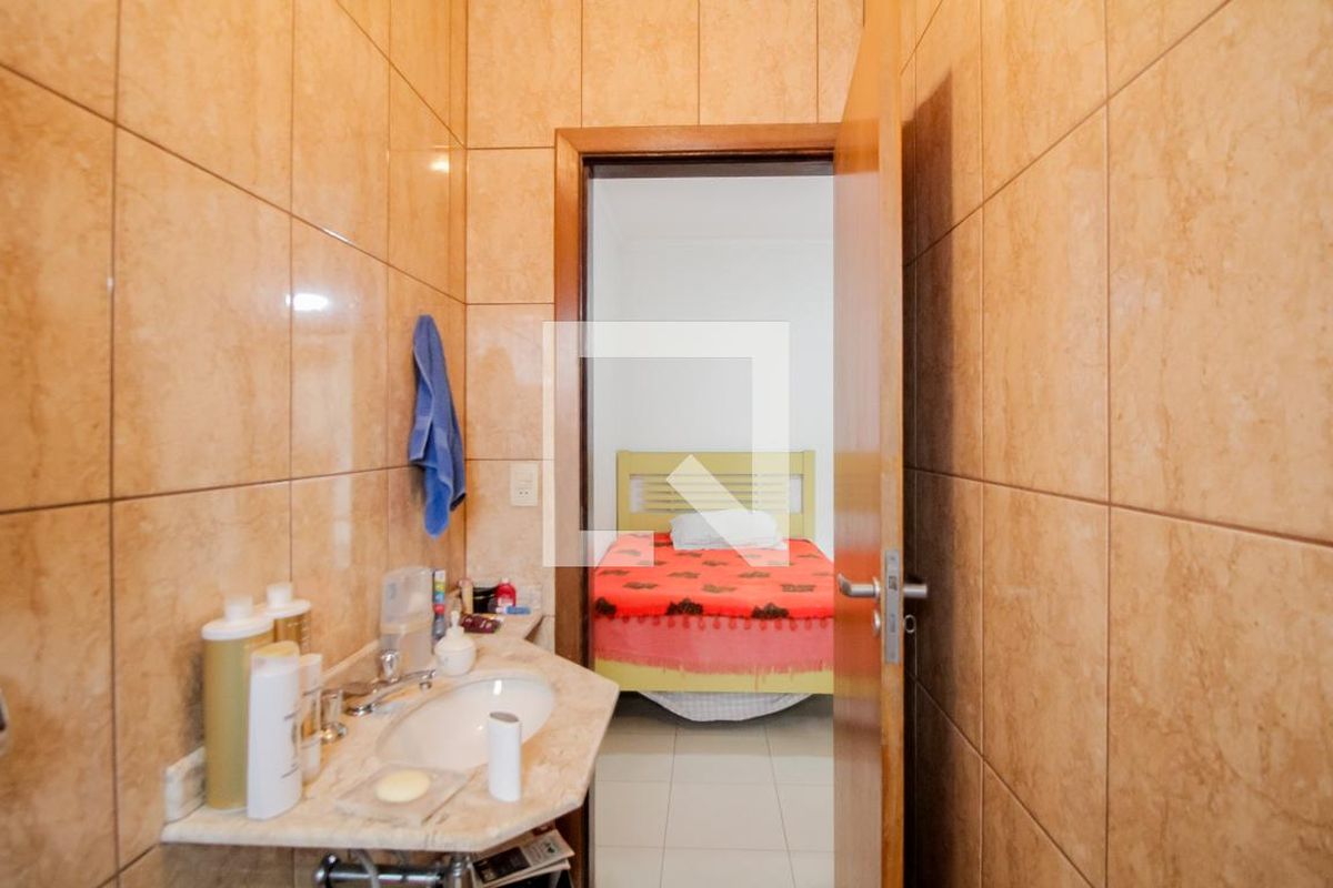 Casa, 4 quartos, 220 m² - Foto 32
