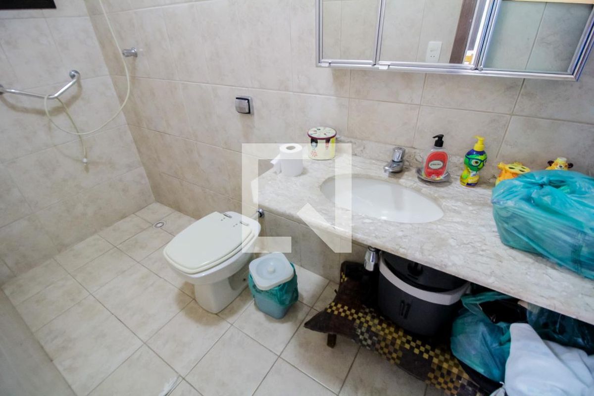 Casa, 4 quartos, 220 m² - Foto 110