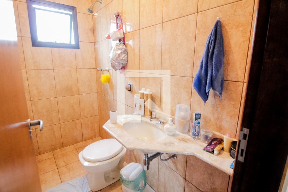 Casa, 4 quartos, 220 m² - Foto 33