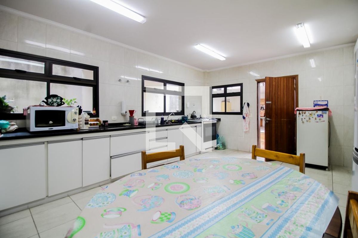 Casa, 4 quartos, 220 m² - Foto 81