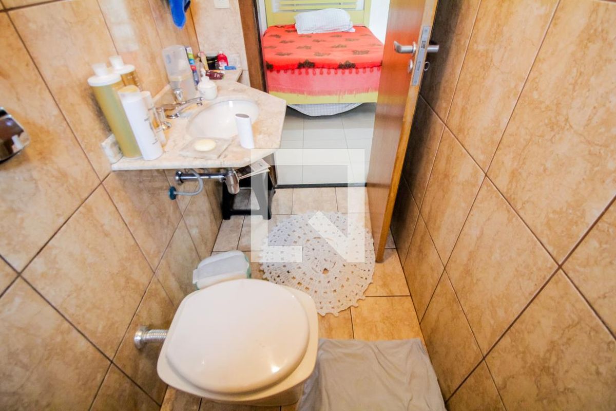 Casa, 4 quartos, 220 m² - Foto 36