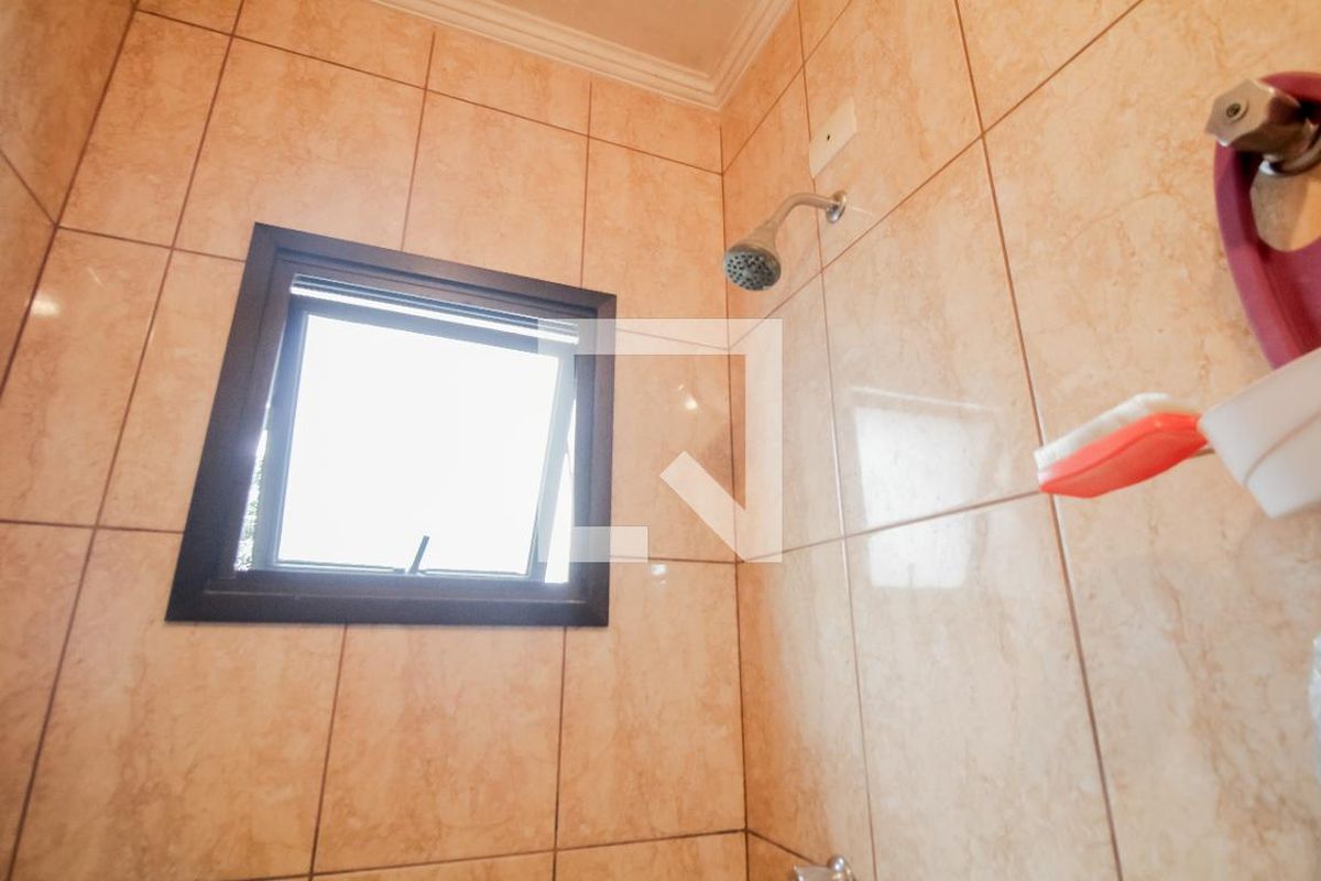 Casa, 4 quartos, 220 m² - Foto 35