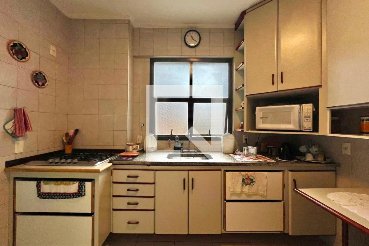 Apartamento à Venda - Cambuí, 3 Quartos,  100 m2 em , Campinas - sp | SoloBR