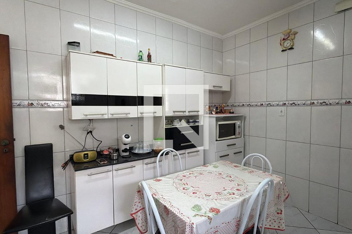 Casa, 3 quartos, 278 m² - Foto 32