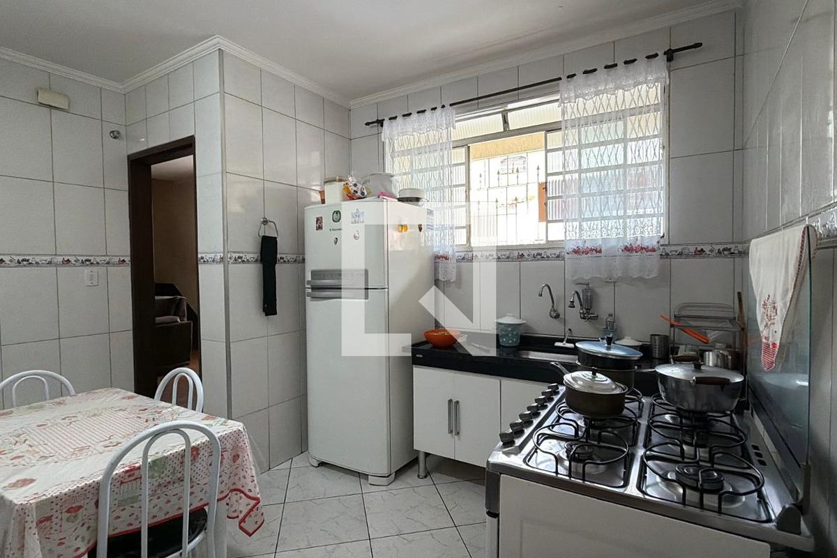 Casa, 3 quartos, 278 m² - Foto 30