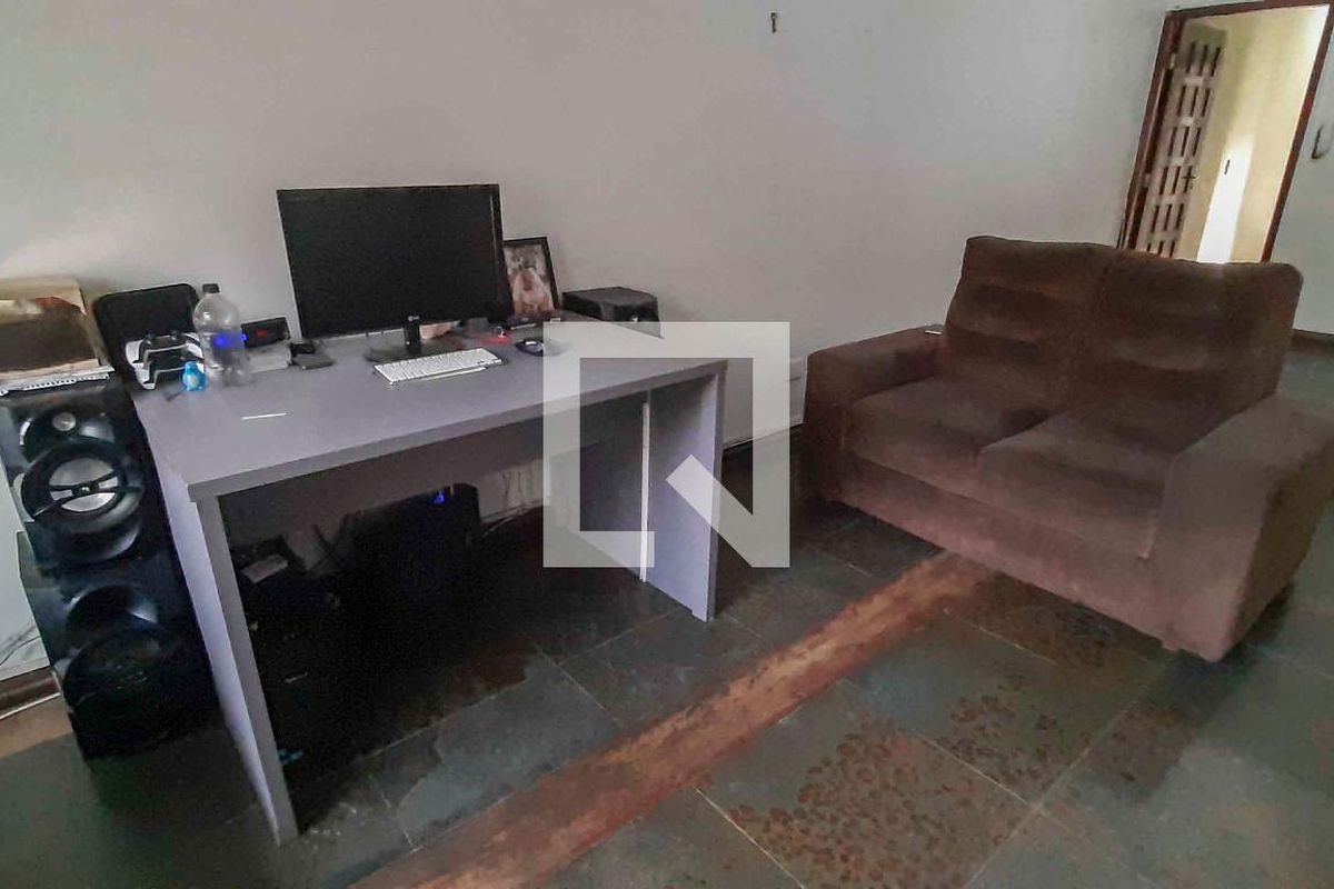 Casa, 4 quartos, 160 m² - Foto 3