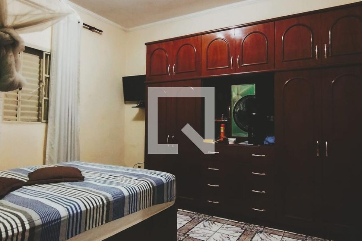 Casa à Venda - Jardim Flamboyant, 3 Quartos,  132 m2 em , Campinas - sp | SoloBR