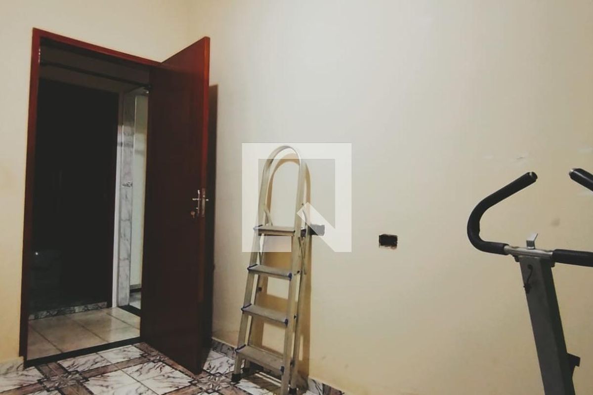 Casa à Venda - Jardim Flamboyant, 3 Quartos,  132 m2 em , Campinas - sp | SoloBR