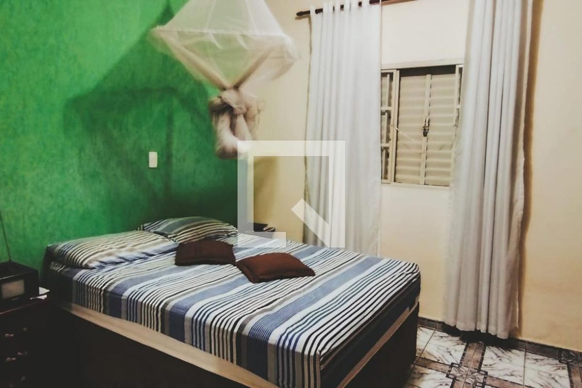 Casa à Venda - Jardim Flamboyant, 3 Quartos,  132 m2 em , Campinas - sp | SoloBR