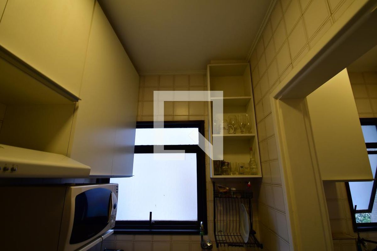 Apartamento à Venda - Cambuí, 1 Quarto,  65 m2 em , Campinas - sp | SoloBR