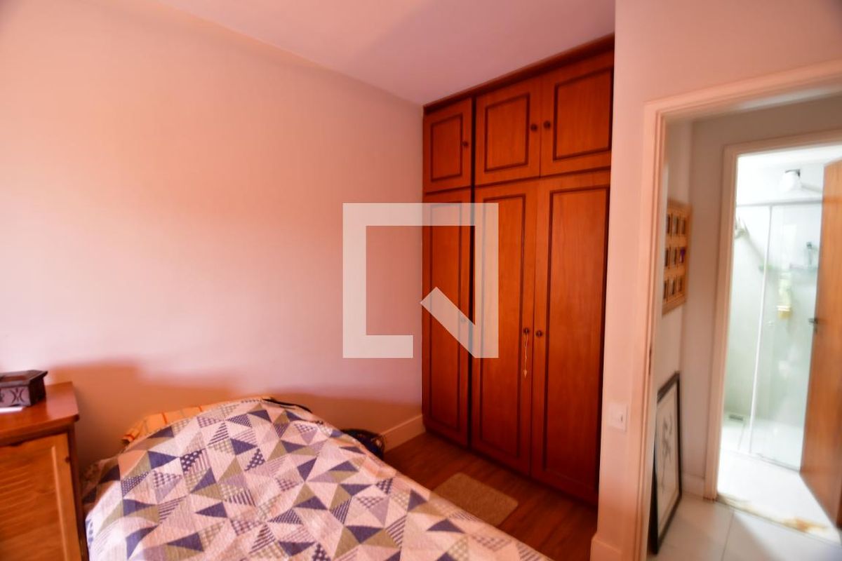 Apartamento à Venda - Cambuí, 1 Quarto,  65 m2 em , Campinas - sp | SoloBR