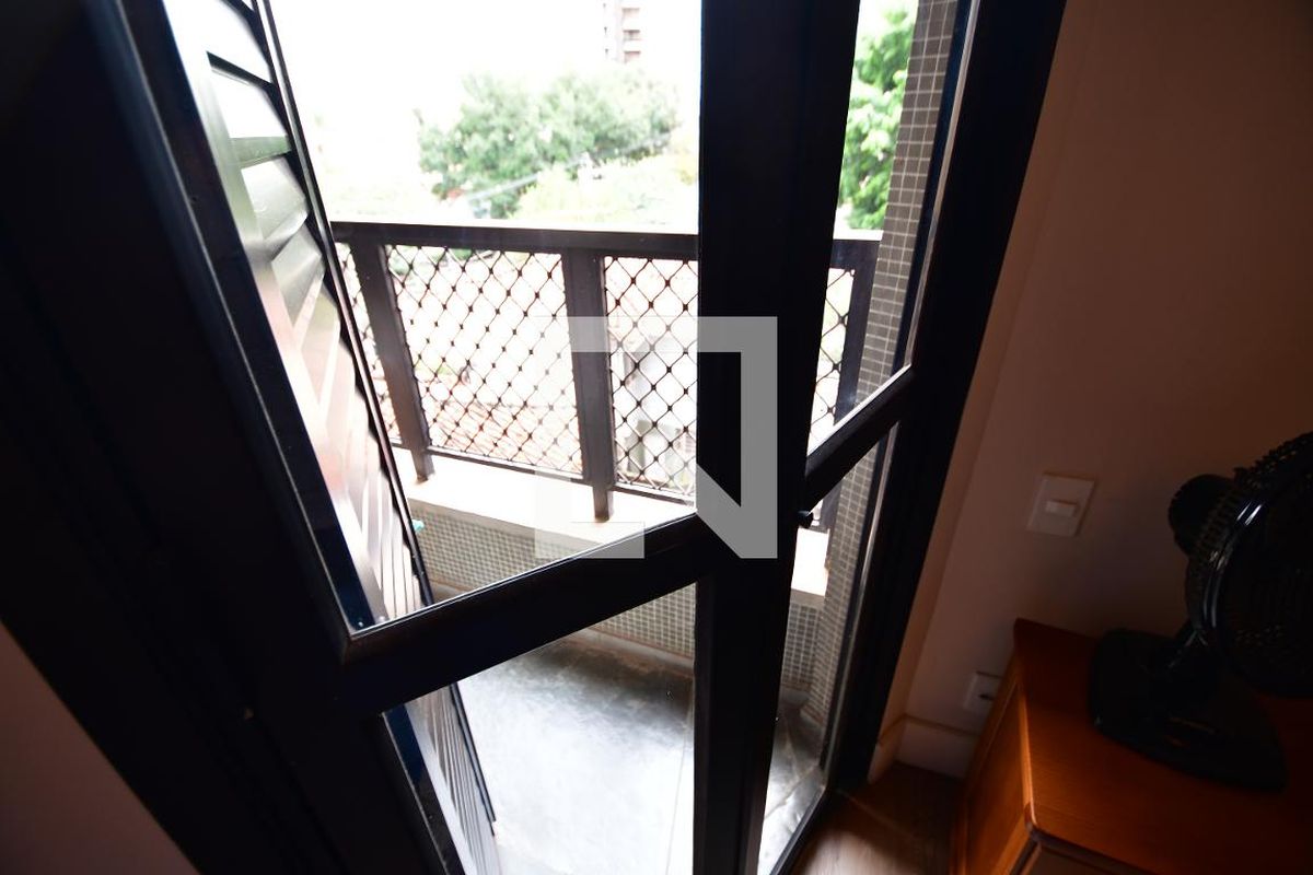 Apartamento à Venda - Cambuí, 1 Quarto,  65 m2 em , Campinas - sp | SoloBR