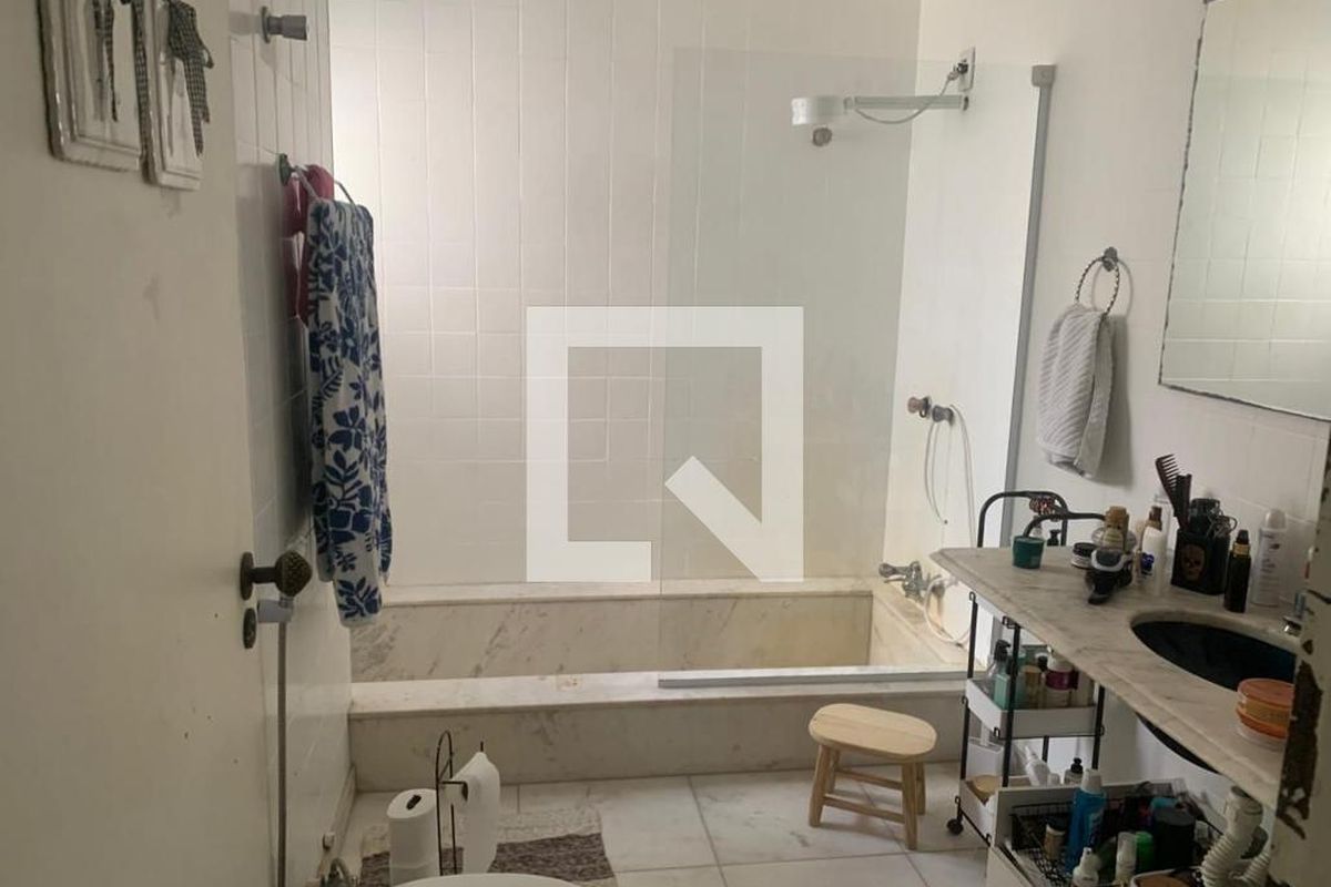 Casa à Venda - Jardim Planalto, 3 Quartos,  300 m2 em , Campinas - sp | SoloBR