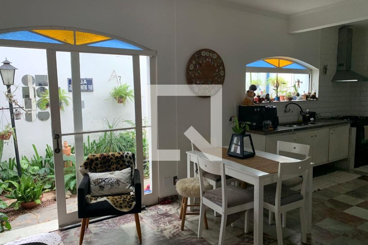 Casa à Venda - Jardim Planalto, 3 Quartos,  300 m2 em , Campinas - sp | SoloBR