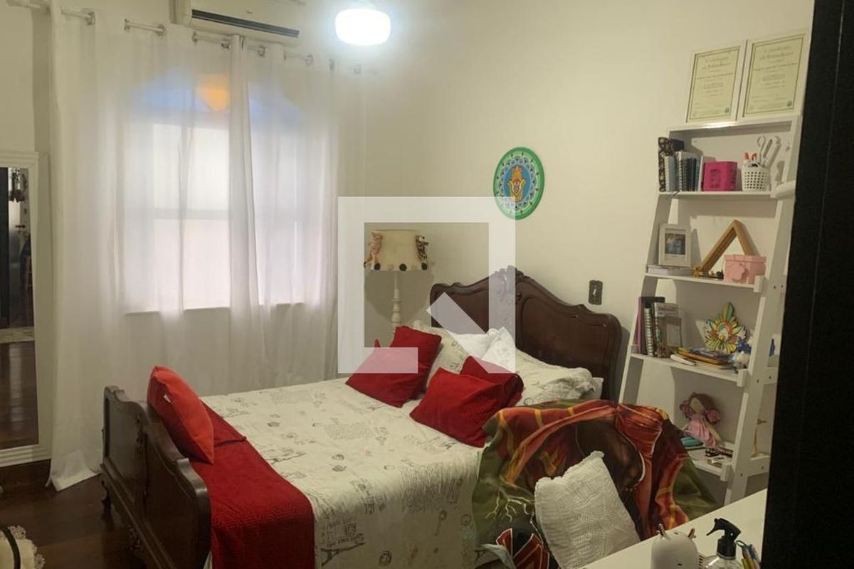 Casa à Venda - Jardim Planalto, 3 Quartos,  300 m2 em , Campinas - sp | SoloBR