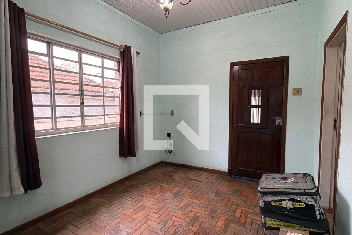 Casa, 7 quartos, 320 m² - Foto 1