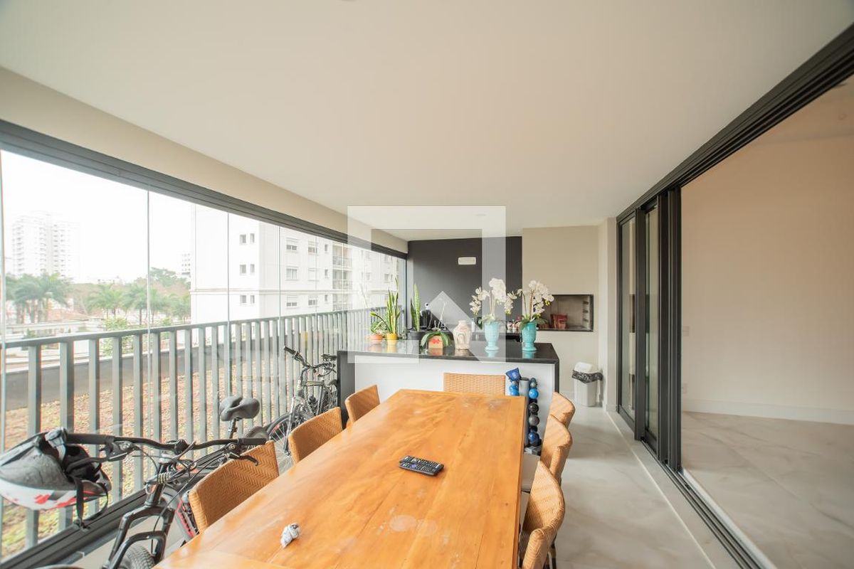 Apartamento, 4 quartos, 231 m² - Foto 8
