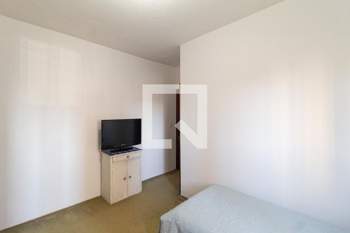 Casa, 3 quartos, 250 m² - Foto 13