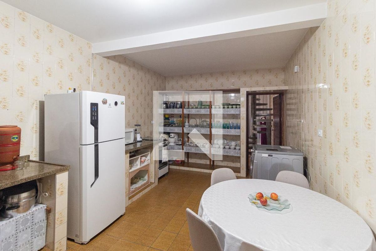 Casa, 3 quartos, 250 m² - Foto 22