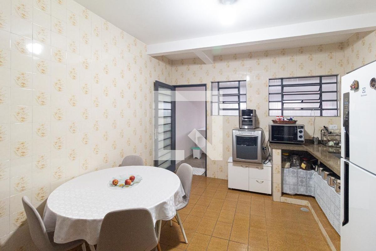 Casa, 3 quartos, 250 m² - Foto 20
