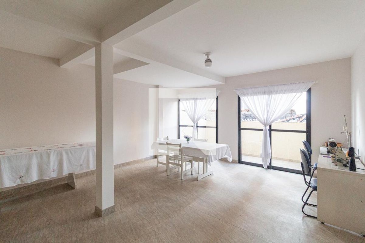 Casa, 3 quartos, 250 m² - Foto 28