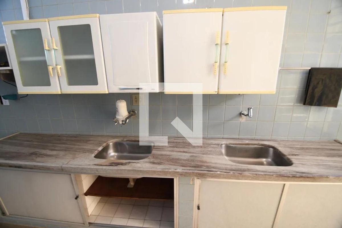 Casa à Venda - Taquaral, 3 Quartos,  230 m2 em , Campinas - sp | SoloBR
