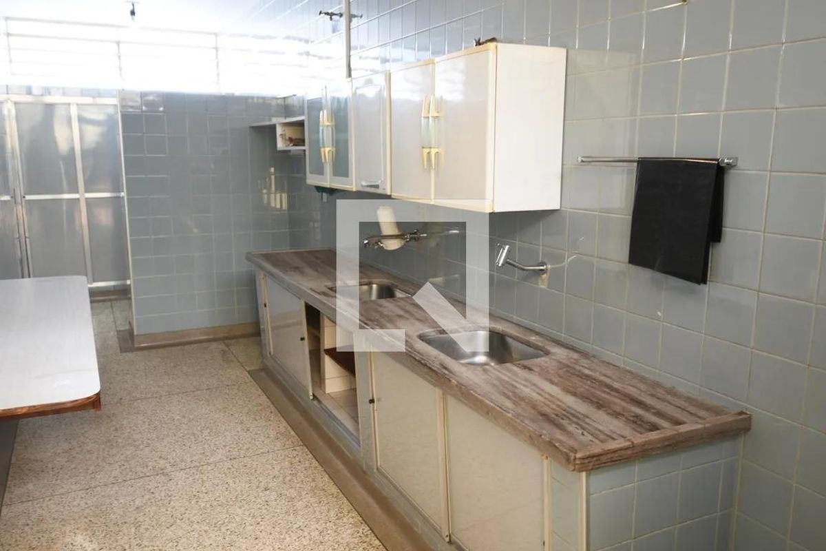 Casa à Venda - Taquaral, 3 Quartos,  230 m2 em , Campinas - sp | SoloBR