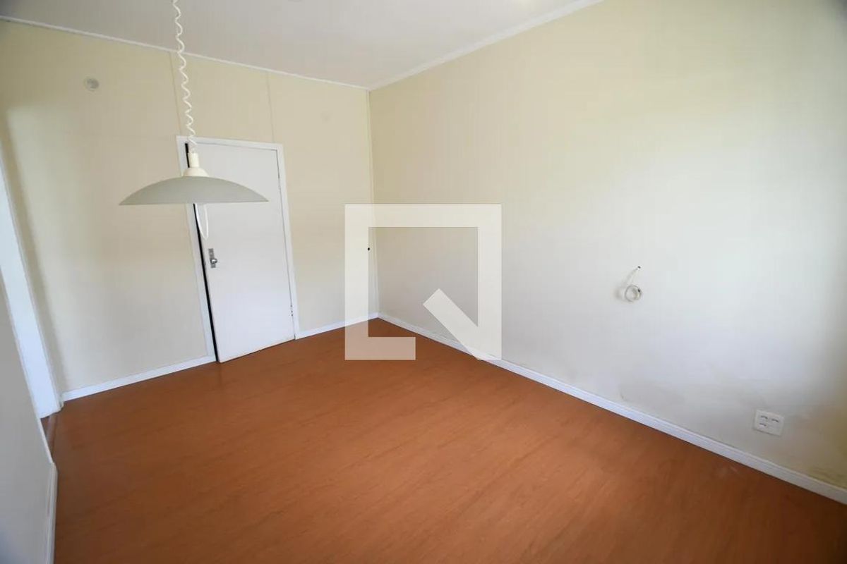 Casa à Venda - Taquaral, 3 Quartos,  230 m2 em , Campinas - sp | SoloBR