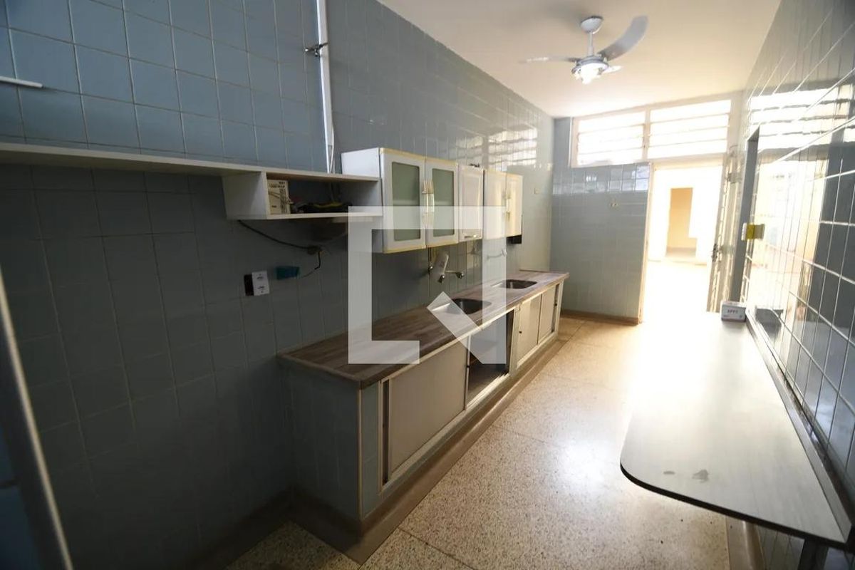 Casa à Venda - Taquaral, 3 Quartos,  230 m2 em , Campinas - sp | SoloBR