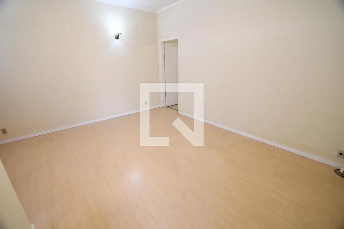 Casa à Venda - Taquaral, 3 Quartos,  230 m2 em , Campinas - sp | SoloBR