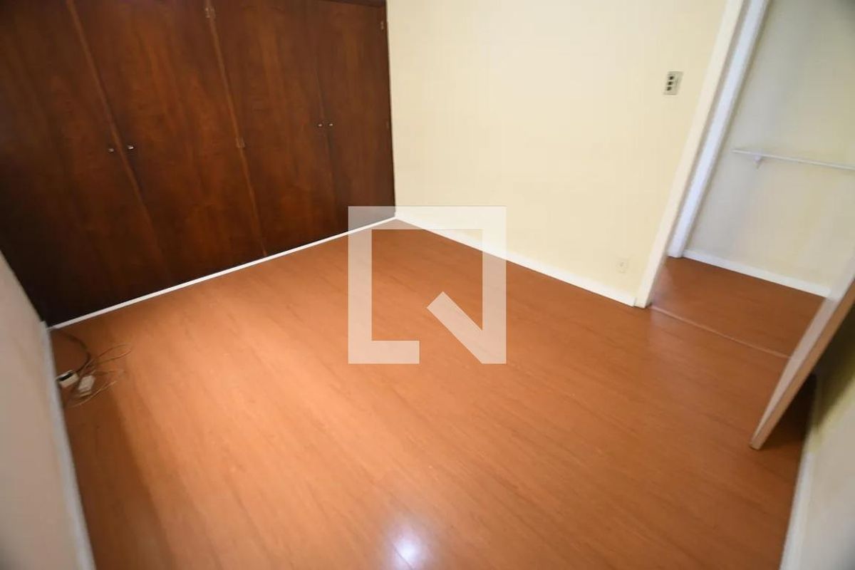 Casa à Venda - Taquaral, 3 Quartos,  230 m2 em , Campinas - sp | SoloBR