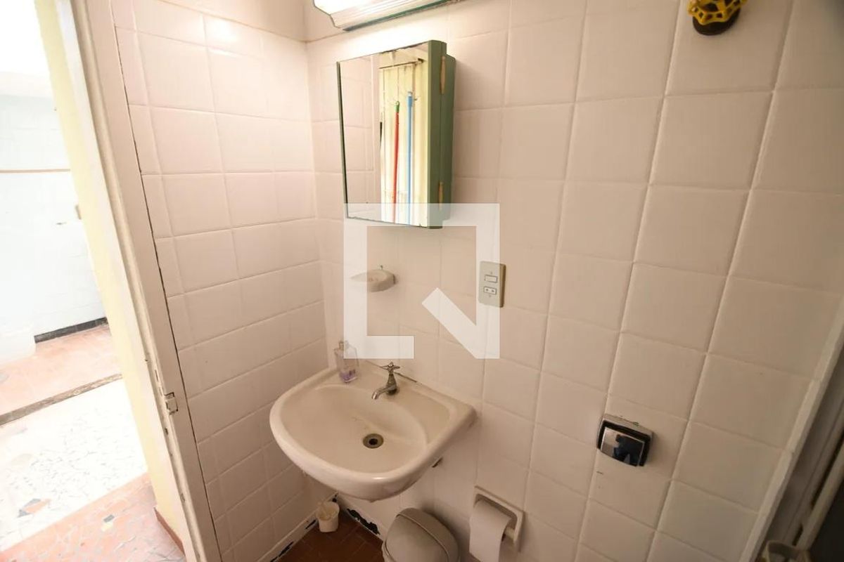 Casa à Venda - Taquaral, 3 Quartos,  230 m2 em , Campinas - sp | SoloBR