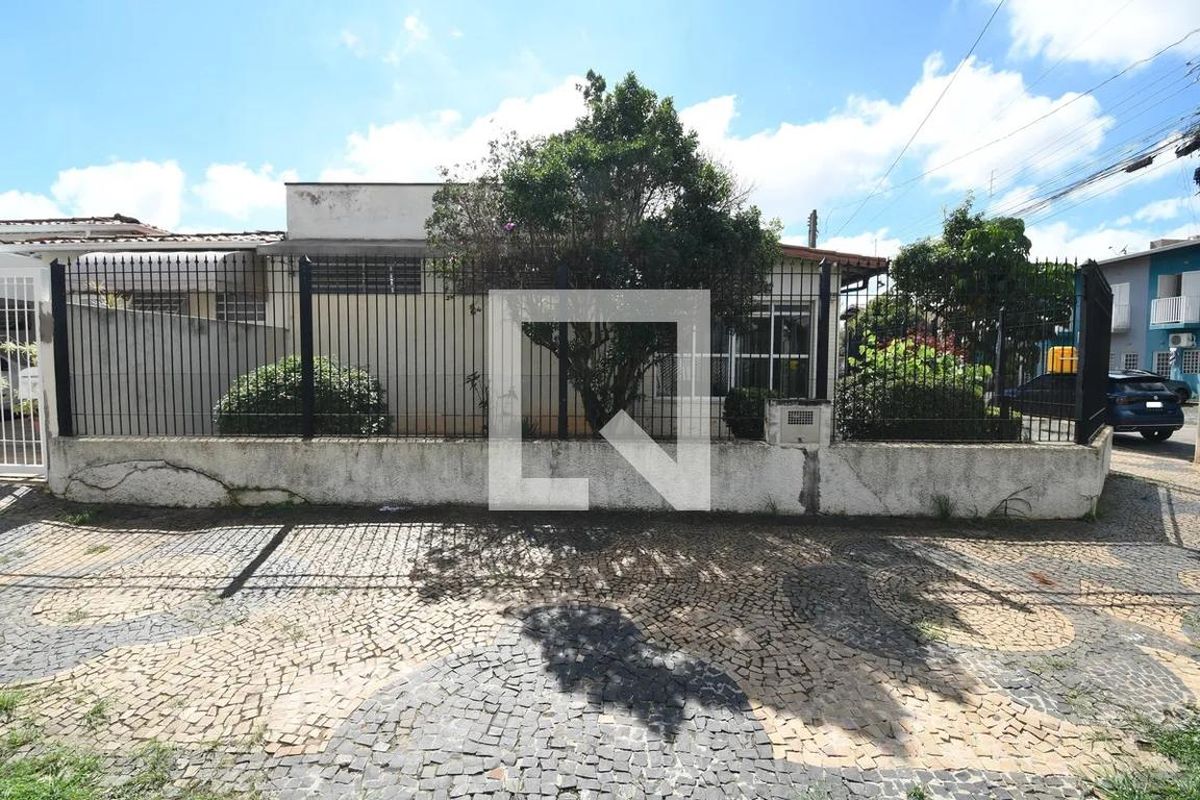 Casa à Venda - Taquaral, 3 Quartos,  230 m2 em , Campinas - sp | SoloBR