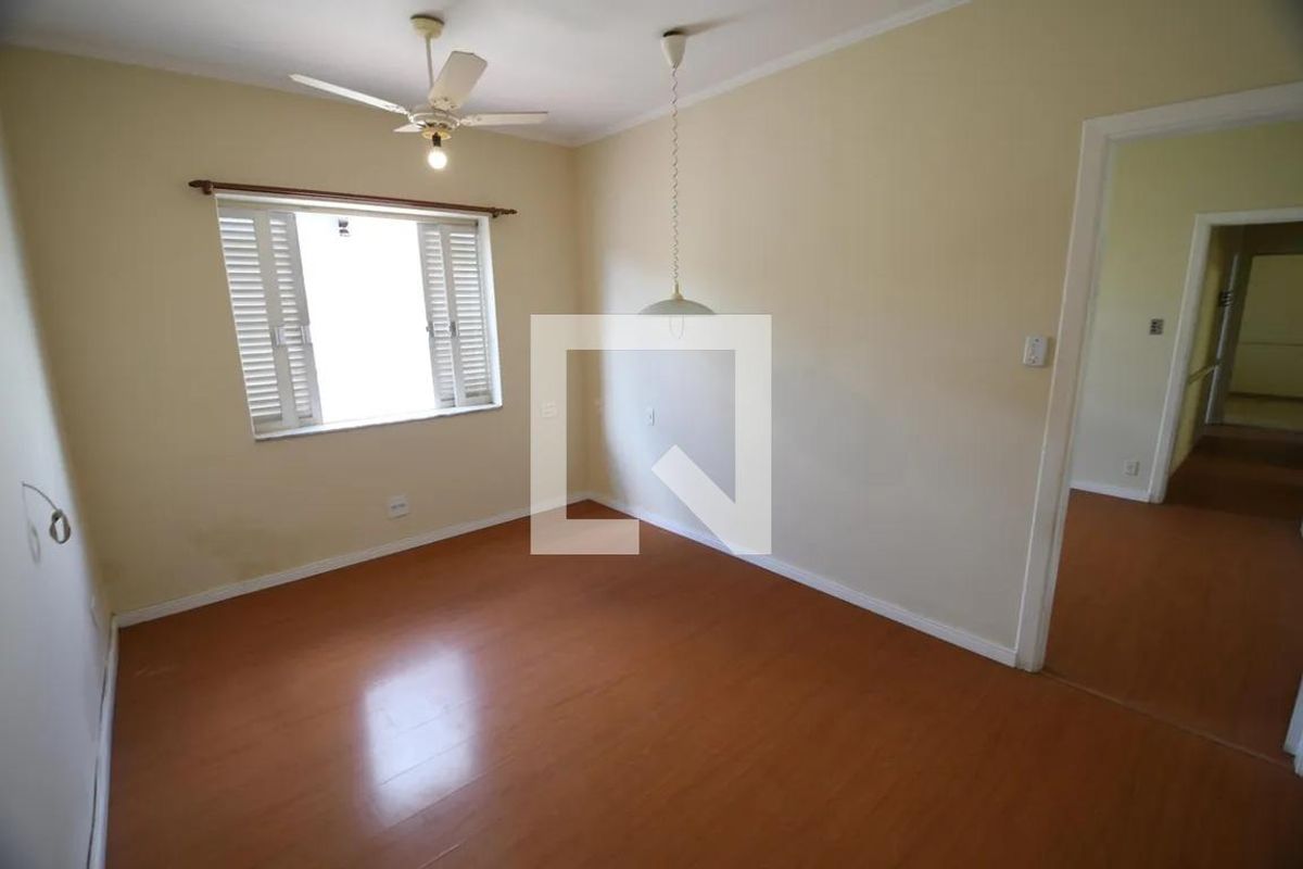 Casa à Venda - Taquaral, 3 Quartos,  230 m2 em , Campinas - sp | SoloBR