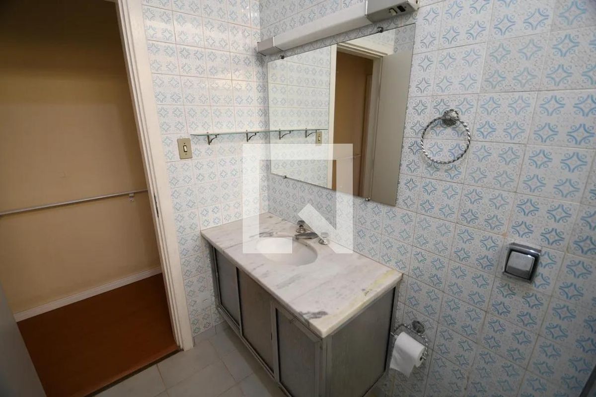 Casa à Venda - Taquaral, 3 Quartos,  230 m2 em , Campinas - sp | SoloBR