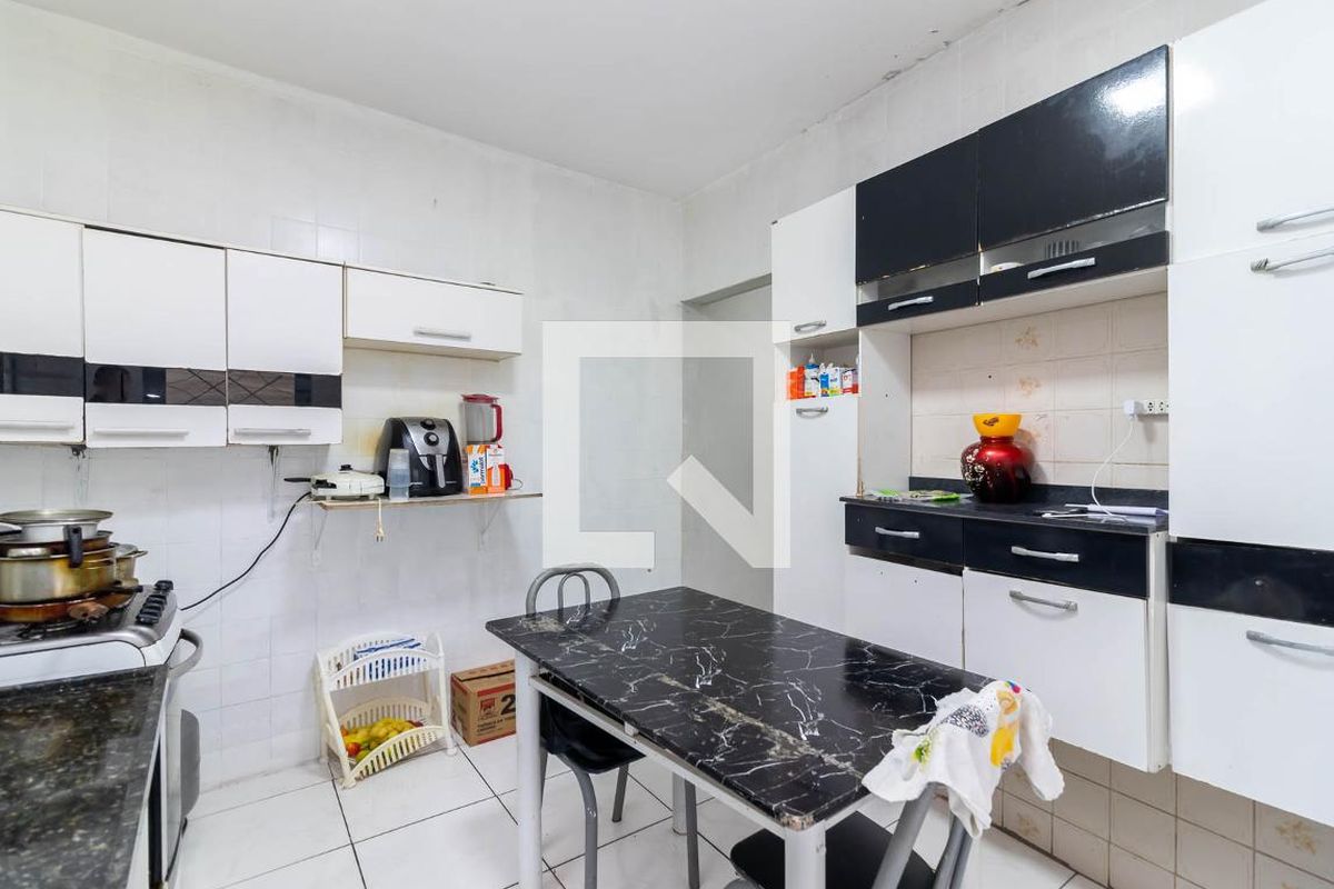Casa, 3 quartos, 188 m² - Foto 35