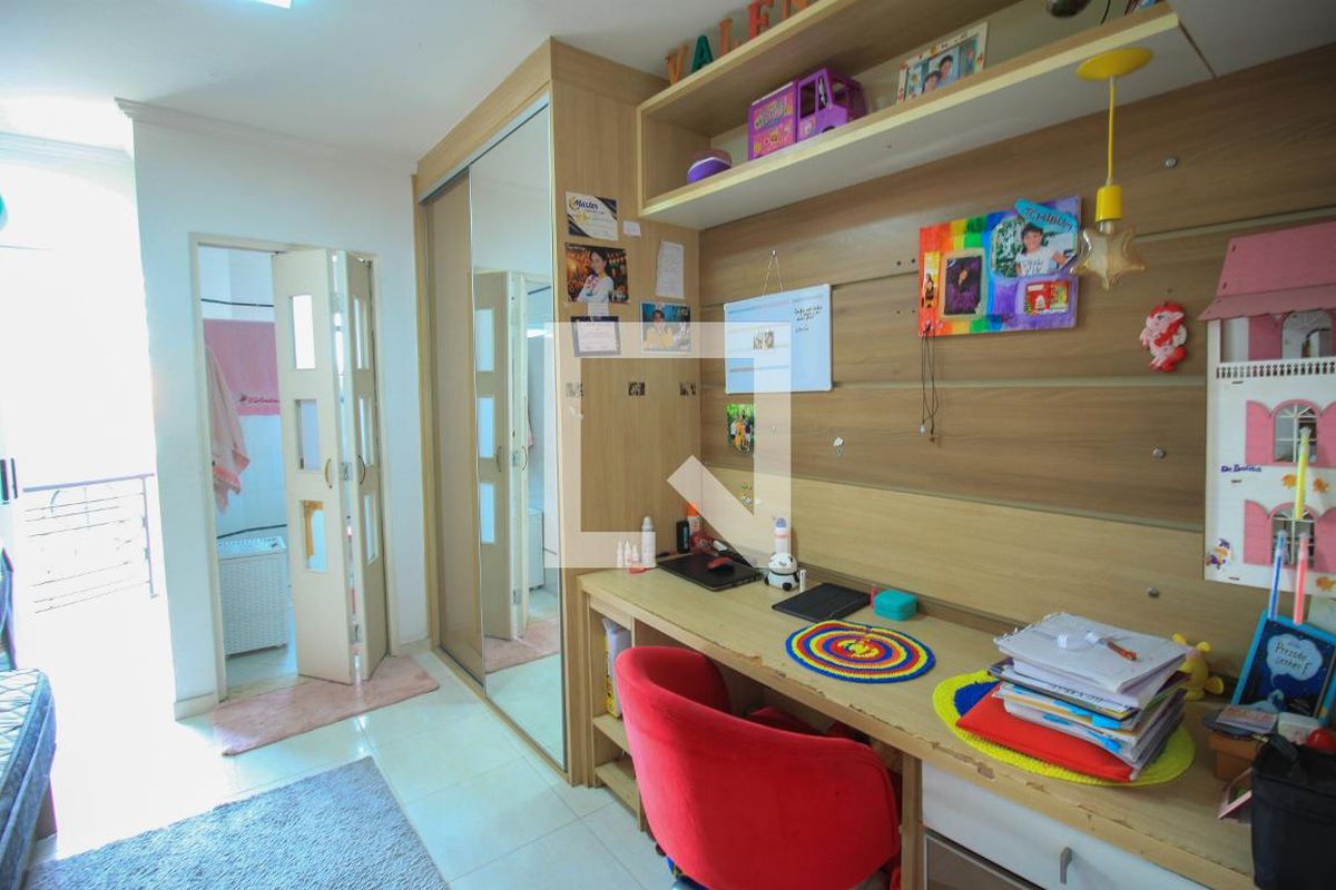Casa, 4 quartos, 358 m² - Foto 29