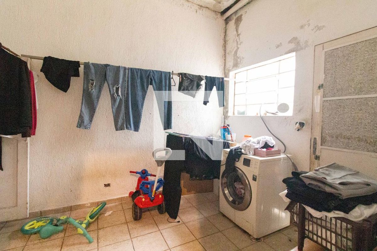 Casa, 4 quartos, 220 m² - Foto 41