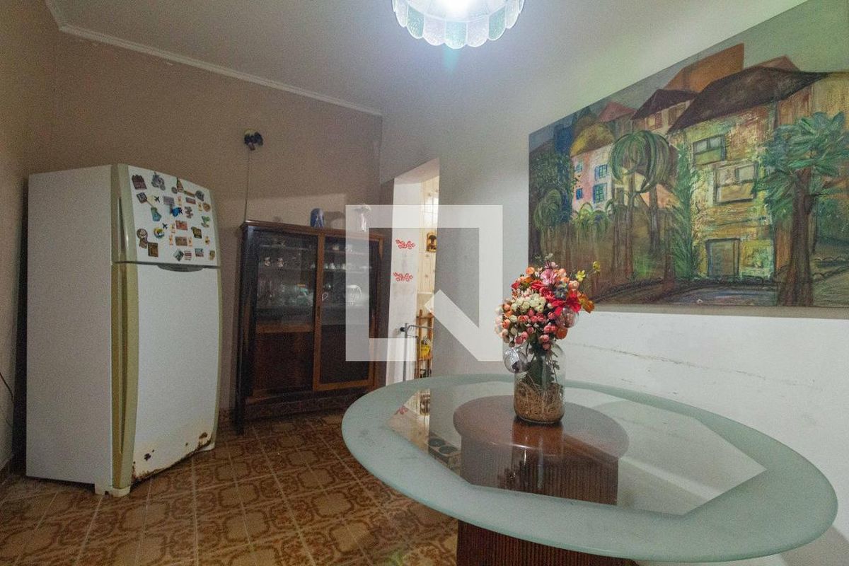 Casa, 4 quartos, 220 m² - Foto 35