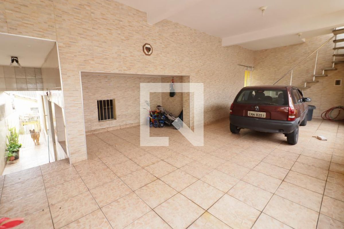 Casa, 3 quartos, 261 m² - Foto 32