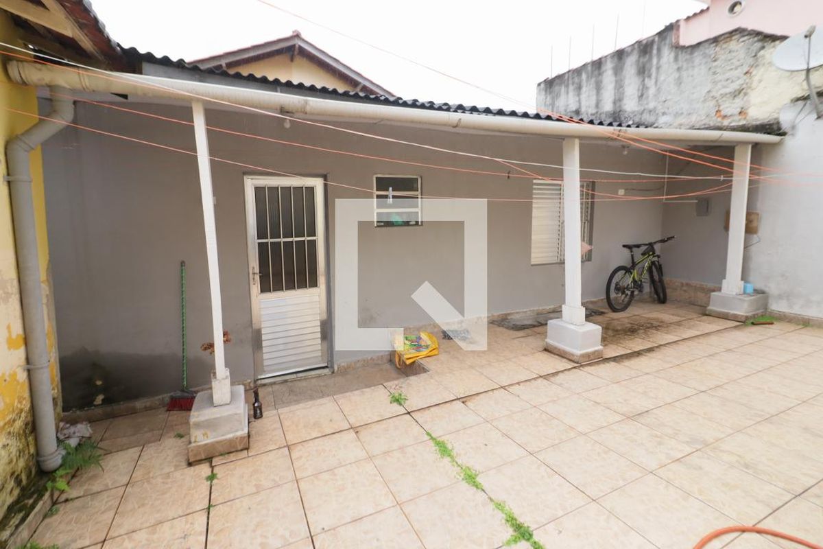 Casa, 3 quartos, 261 m² - Foto 24