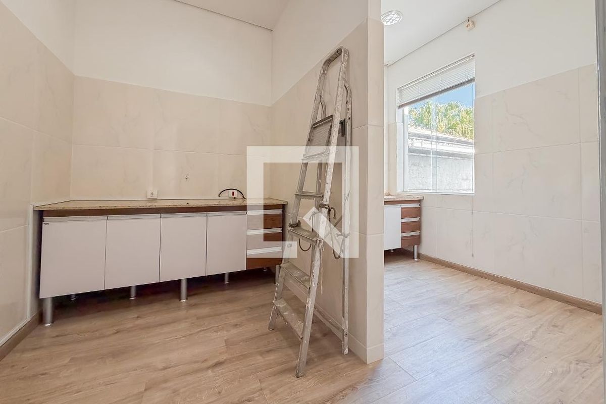 Casa, 6 quartos, 180 m² - Foto 30