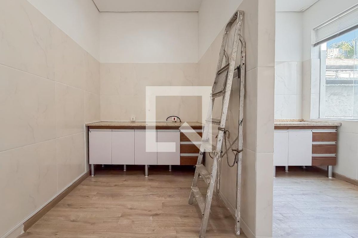 Casa, 6 quartos, 180 m² - Foto 31