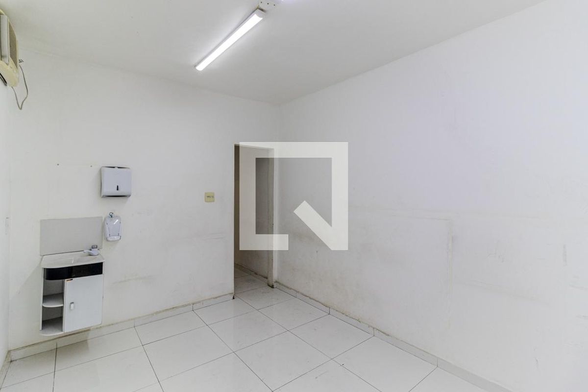 Casa, 2 quartos, 180 m² - Foto 12